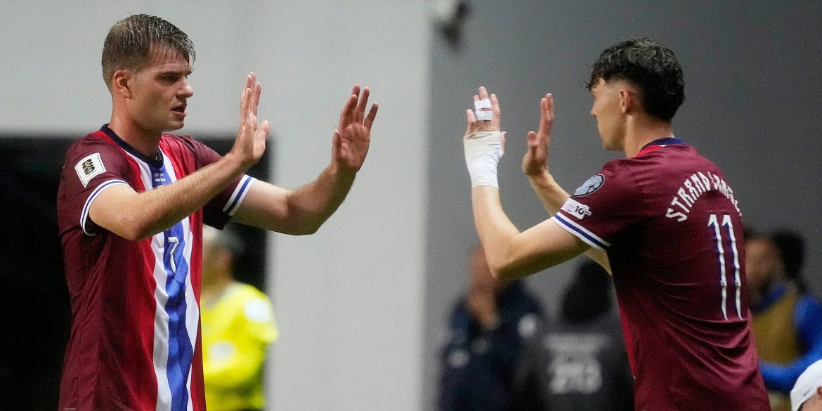 Newcastle eyeing Chris Wood-esque striker who Shearer called a "nuisance"